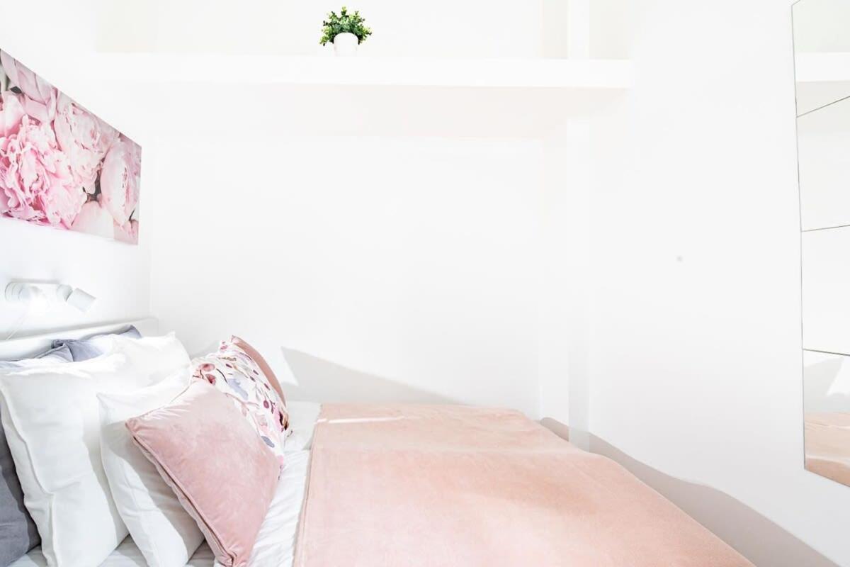 - Large - Comfy Апартаменты